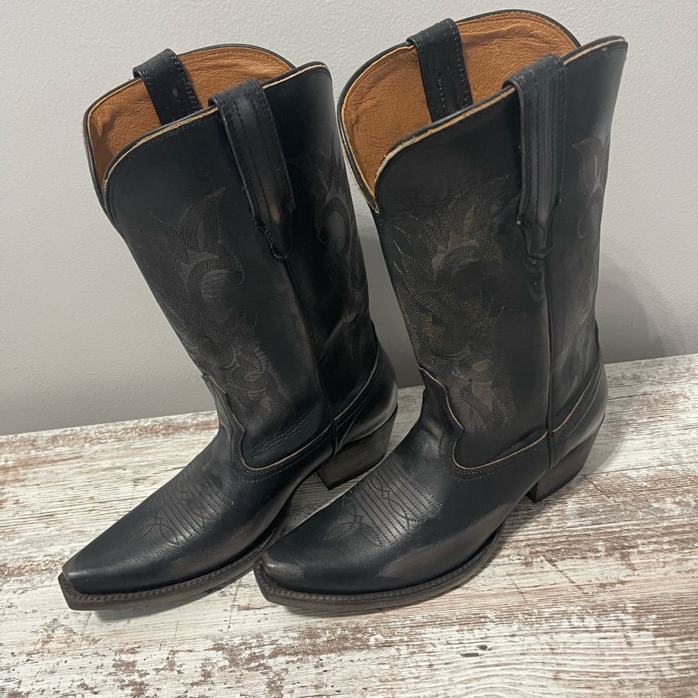 Freebird Black Heeled Boots - Picture 2 of 10